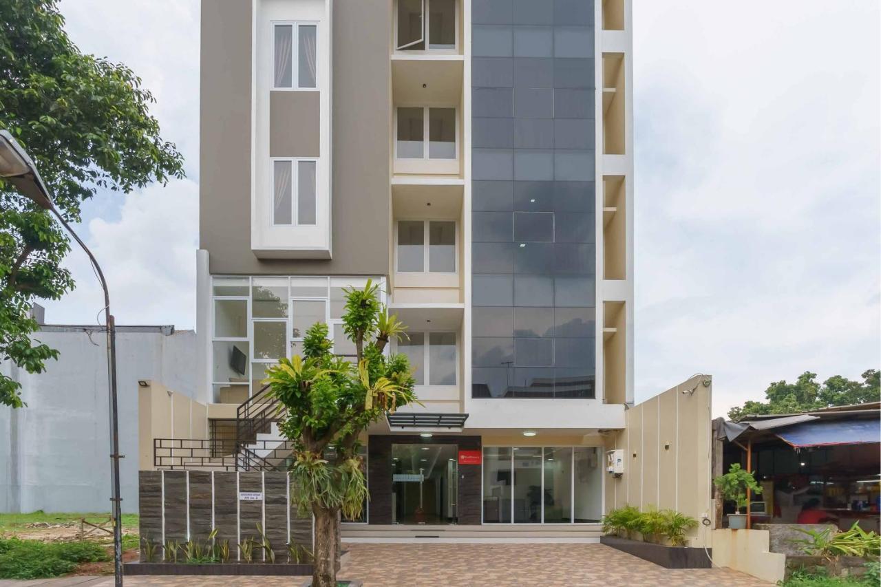 Reddoorz Plus Near Eka Hospital Bsd 5 Dadap Esterno foto
