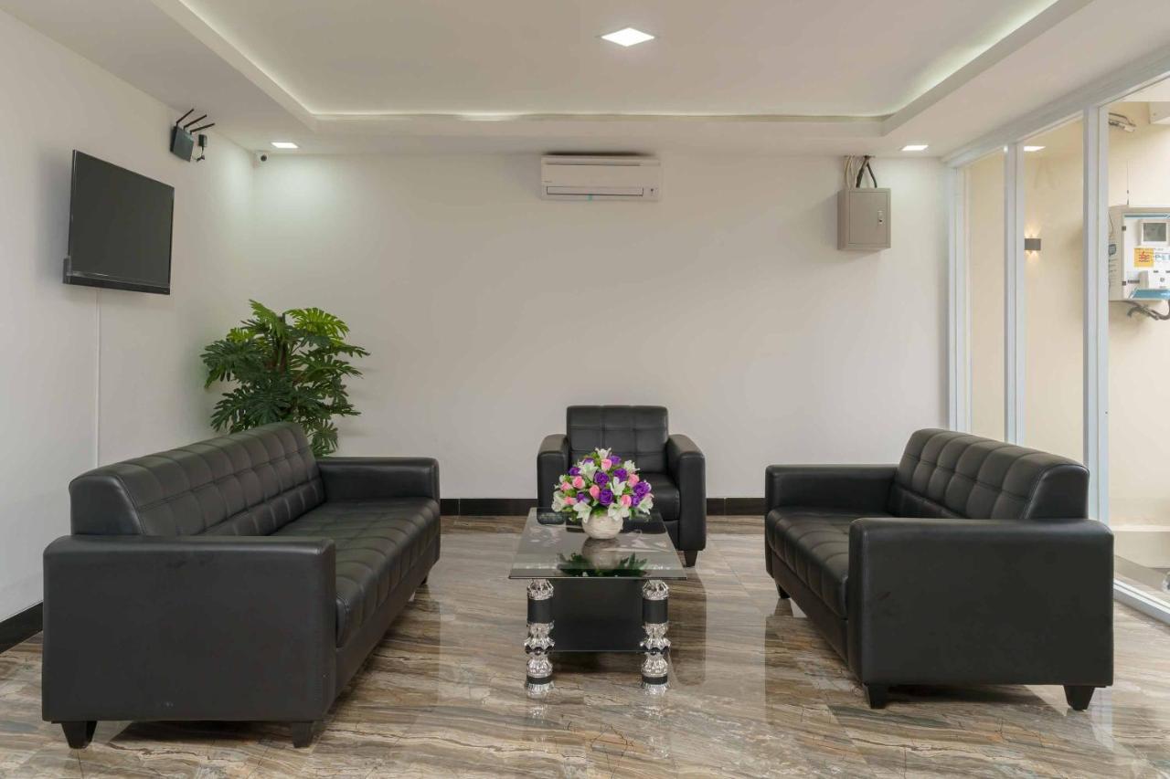 Reddoorz Plus Near Eka Hospital Bsd 5 Dadap Esterno foto