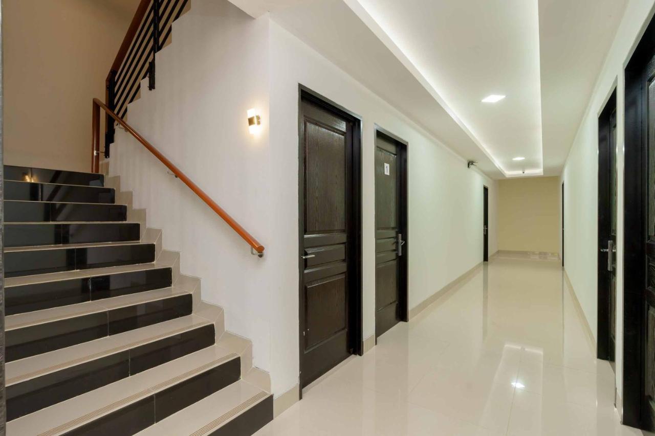 Reddoorz Plus Near Eka Hospital Bsd 5 Dadap Esterno foto