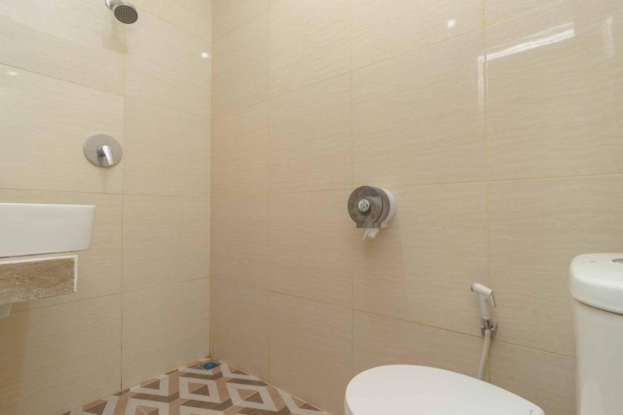 Reddoorz Plus Near Eka Hospital Bsd 5 Dadap Esterno foto