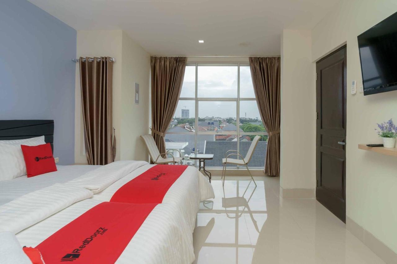Reddoorz Plus Near Eka Hospital Bsd 5 Dadap Esterno foto