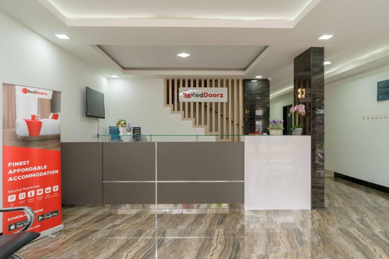 Reddoorz Plus Near Eka Hospital Bsd 5 Dadap Esterno foto